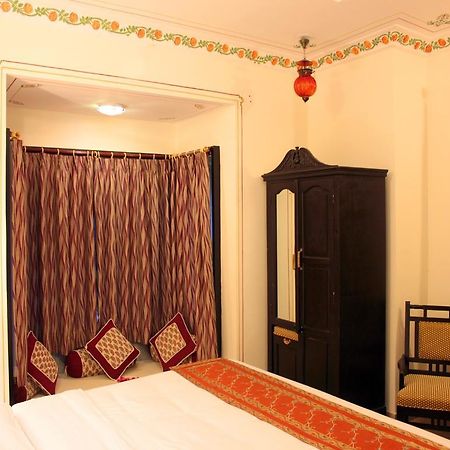 Hotel Mahima Palace Udaipur Luaran gambar